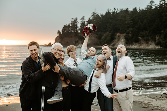 Cody-Anna-Initmate-Wedding-Coos-Bay-oregon-Sunset-Beach-Photos (169 of 176)