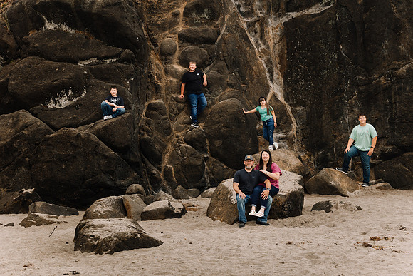 Holly-Fogarty-Family-Photos-2023-23