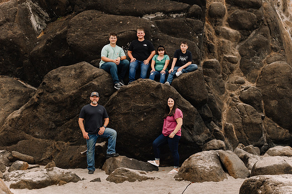 Holly-Fogarty-Family-Photos-2023-27