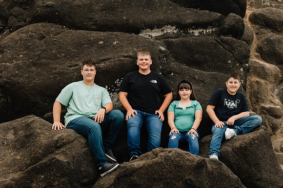 Holly-Fogarty-Family-Photos-2023-24