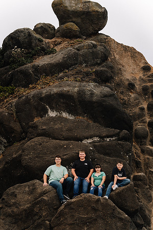 Holly-Fogarty-Family-Photos-2023-25