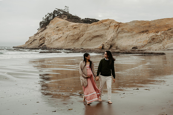 Jacob-Maternity-Photos-Cape-Kiwanda-Oregon-Photos (5 of 81)