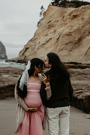 Jacob-Maternity-Photos-Cape-Kiwanda-Oregon-Photos (11 of 81)