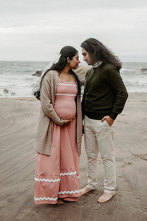 Jacob-Maternity-Photos-Cape-Kiwanda-Oregon-Photos (13 of 81)