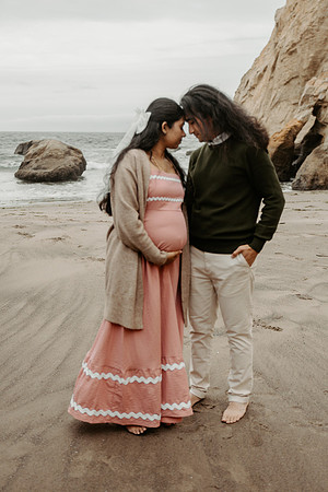 Jacob-Maternity-Photos-Cape-Kiwanda-Oregon-Photos (14 of 81)