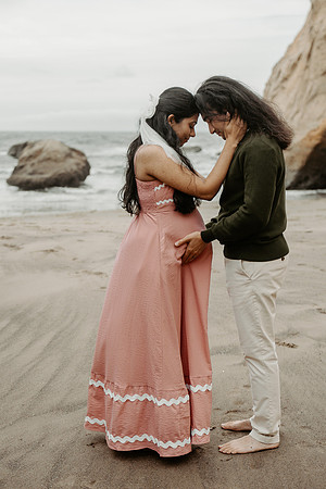 Jacob-Maternity-Photos-Cape-Kiwanda-Oregon-Photos (18 of 81)