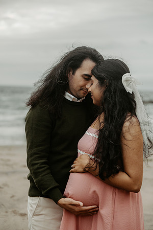 Jacob-Maternity-Photos-Cape-Kiwanda-Oregon-Photos (31 of 81)
