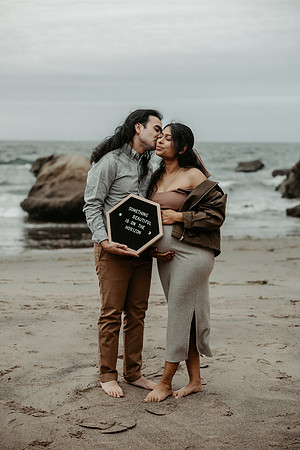 Jacob-Maternity-Photos-Cape-Kiwanda-Oregon-Photos (48 of 81)