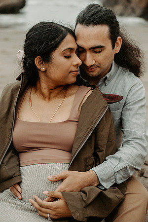 Jacob-Maternity-Photos-Cape-Kiwanda-Oregon-Photos (67 of 81)
