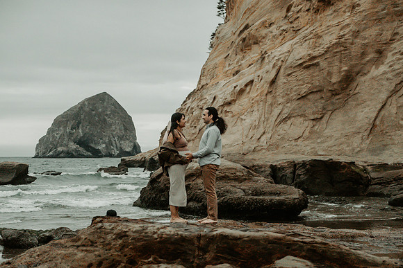 Jacob-Maternity-Photos-Cape-Kiwanda-Oregon-Photos (74 of 81)