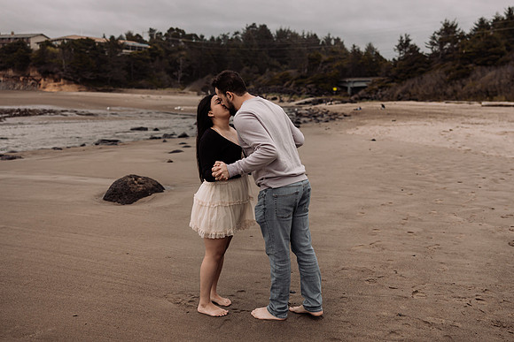 Galen-Aushie-Fogarty-Creek-Depoe-Bay-Oregon-Couples-Photo-Session-Oregon-1602