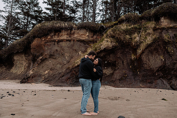 Galen-Aushie-Fogarty-Creek-Depoe-Bay-Oregon-Couples-Photo-Session-Oregon-2244
