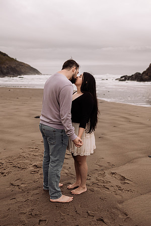 Galen-Aushie-Fogarty-Creek-Depoe-Bay-Oregon-Couples-Photo-Session-Oregon-1723