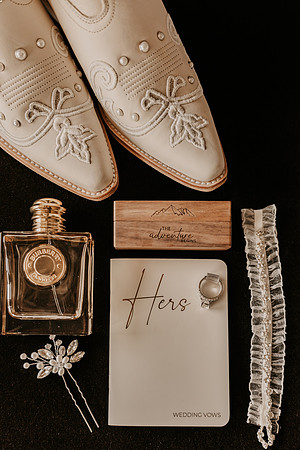 Lee-Tamara-Capella-By-the-Sea-Brookings-Redwoods-Elopement-Photos-Oregon (11 of 267)