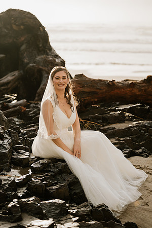 Alex-Danielle-Inn-Spanish-Head-Lincoln-City-oregon-wedding-0784