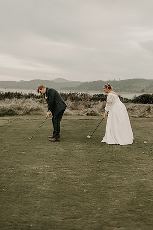 Taylor-Kyle-Salishan-Golf-Course-Lincoln-City-Oregon-Wedding-Photos (24 of 26)
