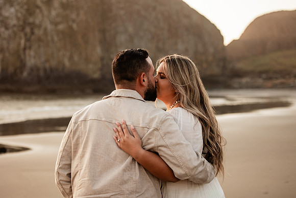 Sam-Kara-Engagement-photos-Seal-Rock-Oregon-53