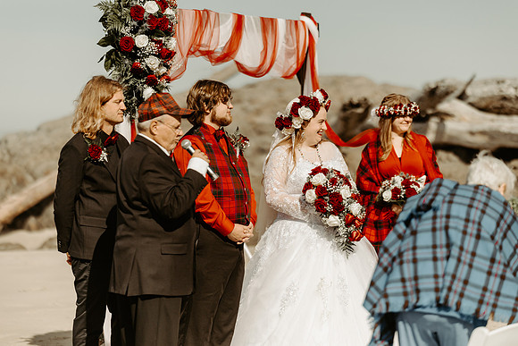 Ellyn-Clayton-Inn-at-Spanish-Head-Wedding (36 of 254)