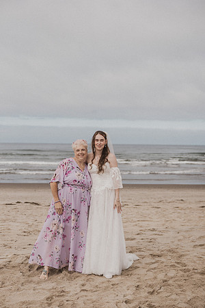 Henry-Skylynn-Rockaway-beach-Oregon-Elopement-Photos (152 of 282)