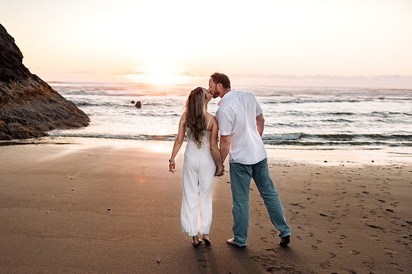 Kannon-Ashley-Surpise-Proposal-Rock-Neskowin-Oregon-Photos (31 of 94)
