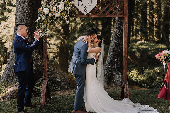 Jared-Ashley-Crooks-Point-Secret-Beach-Oregon-Wedding-43