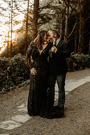 Jeremy-Stephanie-Heceta-Lighthouse-florence-oregon-Elopement (12 of 37)