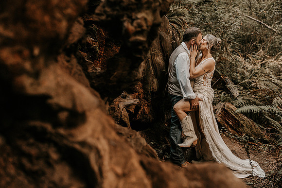 Lee-Tamara-Capella-By-the-Sea-Brookings-Redwoods-Elopement-Photos-Oregon (178 of 267)