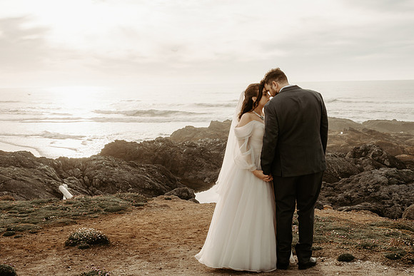 Evan-Julie-Adobe-Resort-Yachats-oregon-Wedding-Photos (14 of 29)