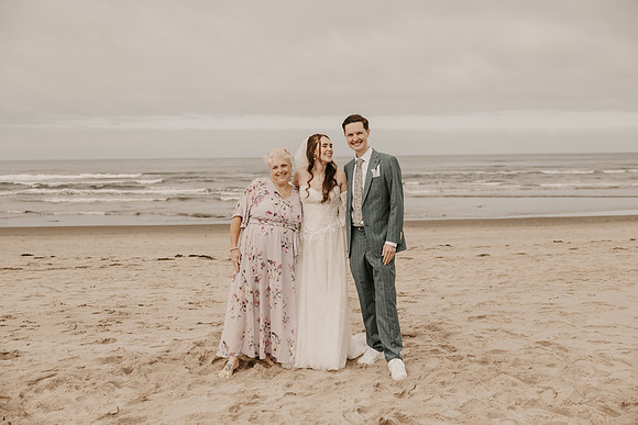 Henry-Skylynn-rockaway-beach-oregon-intimate-wedding-photos (151 of 283)