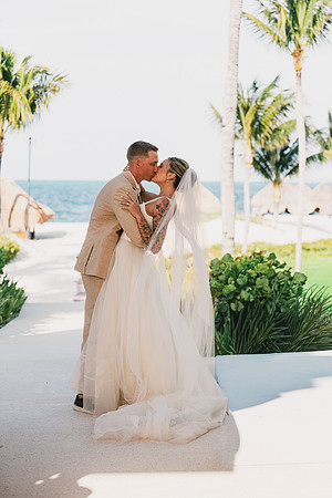 Andrew-Whitney-Cancun-Wedding-photos (207 of 536)