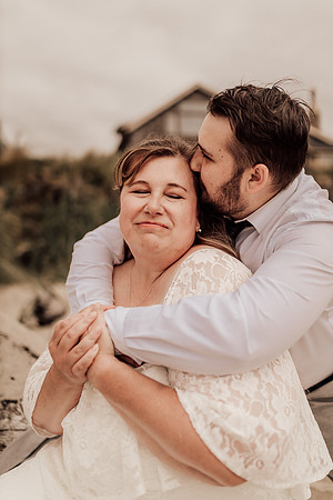 Jordan-Lainey-Roads-End-lincoln-City-oregon-airbnb-Elopement-photos-105
