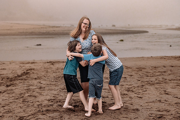 Debra-Proposal-Rock-Oregon-Family-Photos-2022 (42 of 50)