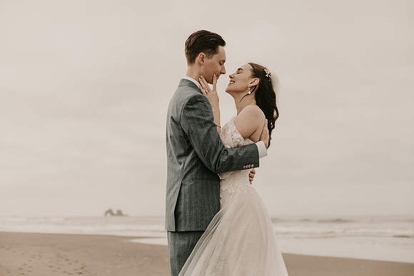 Henry-Skylynn-rockaway-beach-oregon-intimate-wedding-photos (192 of 283)