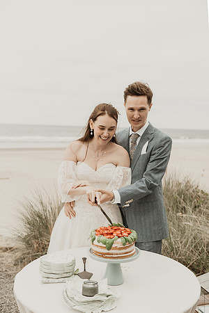 Henry-Skylynn-rockaway-beach-oregon-intimate-wedding-photos (273 of 283)