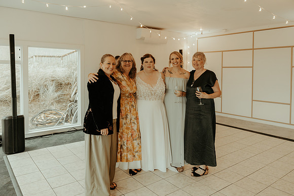 Jesse-Amalie-Hallmark-Inn-Newport-Oregon-Wedding-photos (259 of 375)
