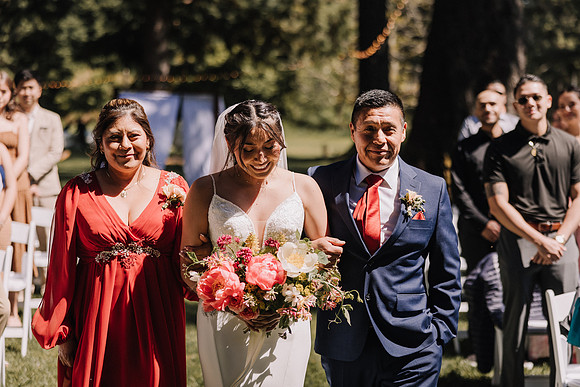 Jared-Ashley-Crooks-Point-Secret-Beach-Oregon-Wedding-22