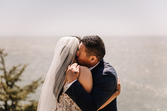 Jared-Ashley-Crooks-Point-Secret-Beach-Oregon-Wedding-25