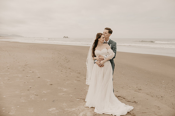 Henry-Skylynn-rockaway-beach-oregon-intimate-wedding-photos (212 of 283)