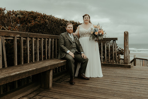 Jesse-Amalie-Hallmark-Inn-Newport-Oregon-Wedding-photos (241 of 375)