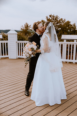 Maxwell-Olivia-Wedding-Photos-Washington-Steilacom-2025 (198 of 362)