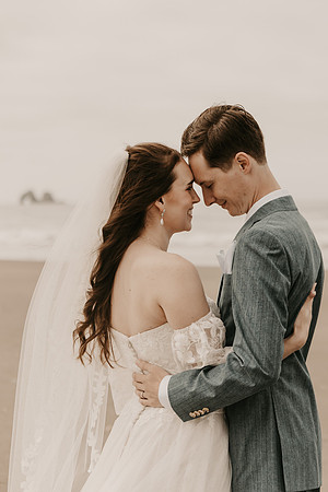 Henry-Skylynn-rockaway-beach-oregon-intimate-wedding-photos (183 of 283)