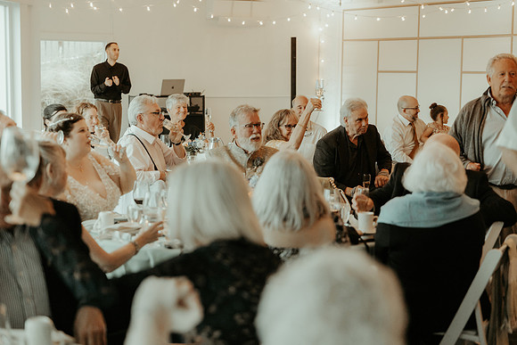 Jesse-Amalie-Hallmark-Inn-Newport-Oregon-Wedding-photos (282 of 375)