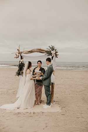 Henry-Skylynn-rockaway-beach-oregon-intimate-wedding-photos (100 of 283)