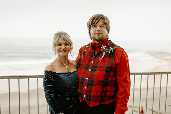 Ellyn-Clayton-Inn-at-Spanish-Head-Wedding (217 of 254)