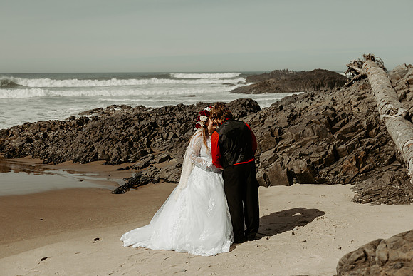 Ellyn-Clayton-Inn-at-Spanish-Head-Wedding (127 of 254)