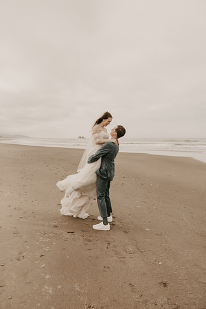 Henry-Skylynn-rockaway-beach-oregon-intimate-wedding-photos (225 of 283)