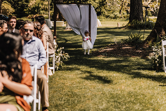 Jared-Ashley-Crooks-Point-Secret-Beach-Oregon-Wedding-12