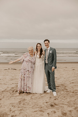 Henry-Skylynn-rockaway-beach-oregon-intimate-wedding-photos (150 of 283)