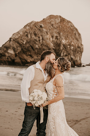 Lee-Tamara-Capella-By-the-Sea-Brookings-Redwoods-Elopement-Photos-Oregon (226 of 267)
