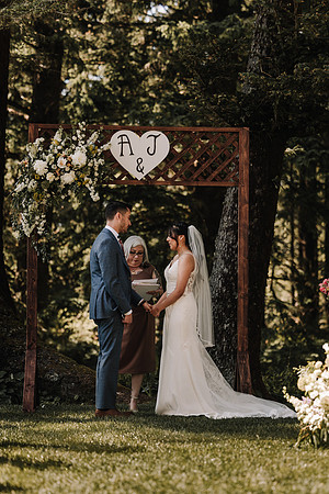 Jared-Ashley-Crooks-Point-Secret-Beach-Oregon-Wedding-30